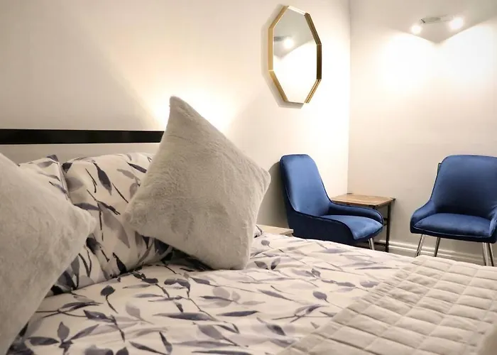 Priory Studio- New Apartment Inside The City Walls